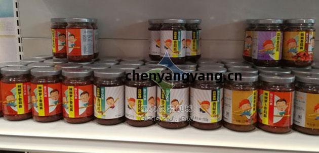 全(quan)自(zi)動(dong)雙頭醬(jiang)料(liao)灌(guan)裝(zhuang)機